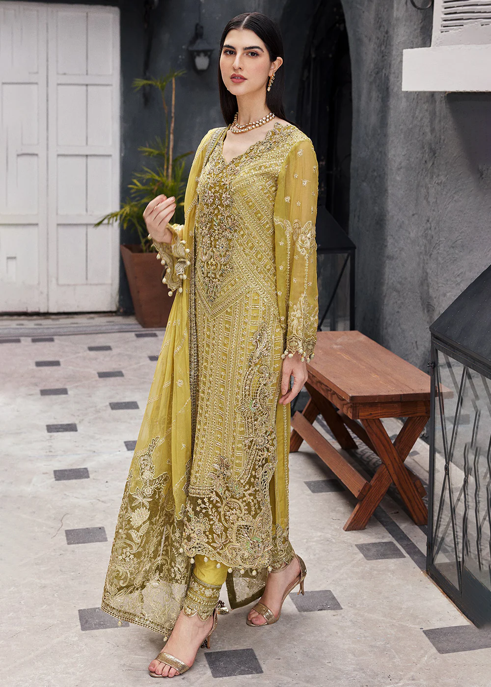 Nawabzadi Wedding Formals '24 by Emaan Adeel | AROOHI - Image 4