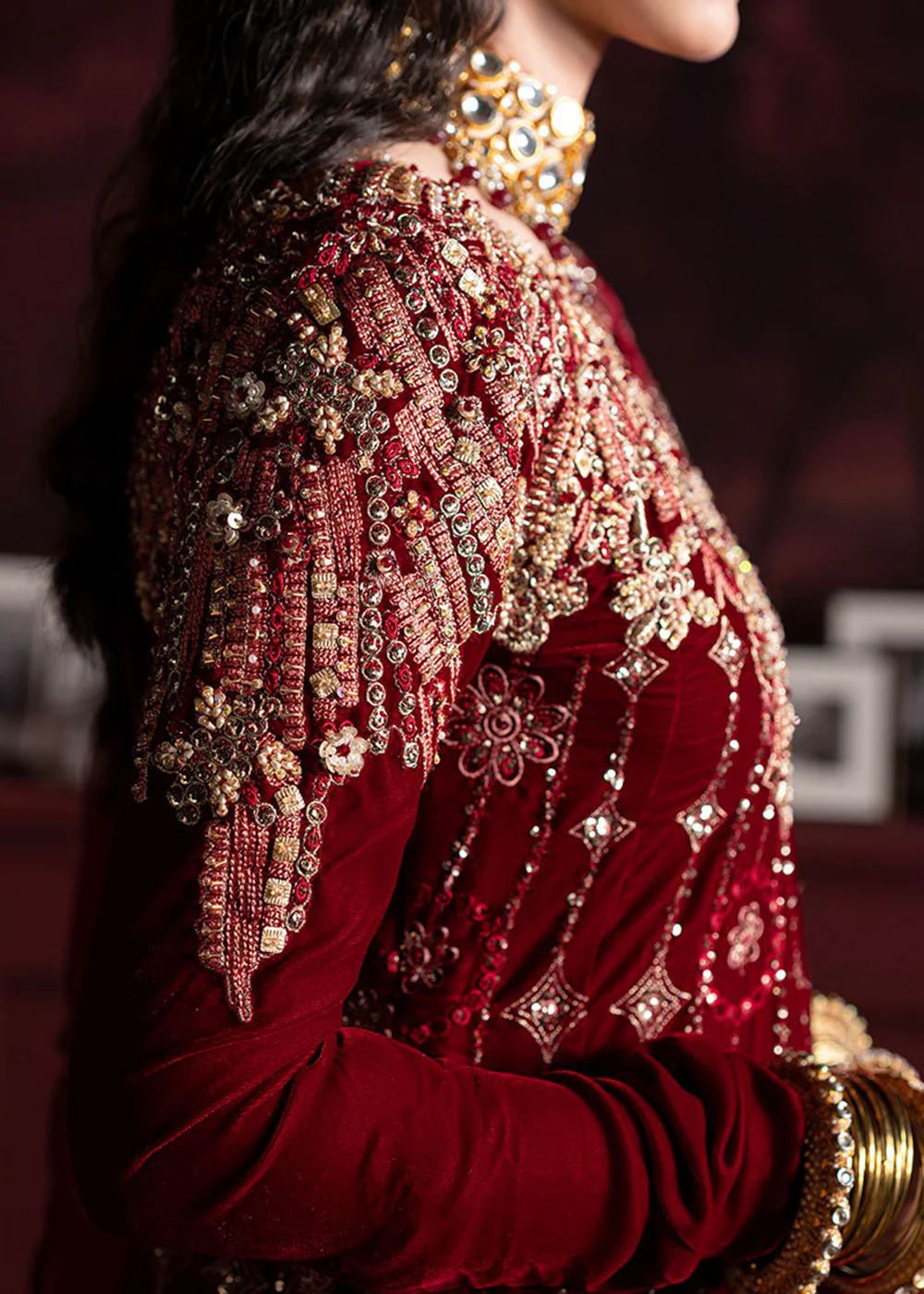 Niloufer Velvet Edit '23 by Mushq | FARAH - Image 5