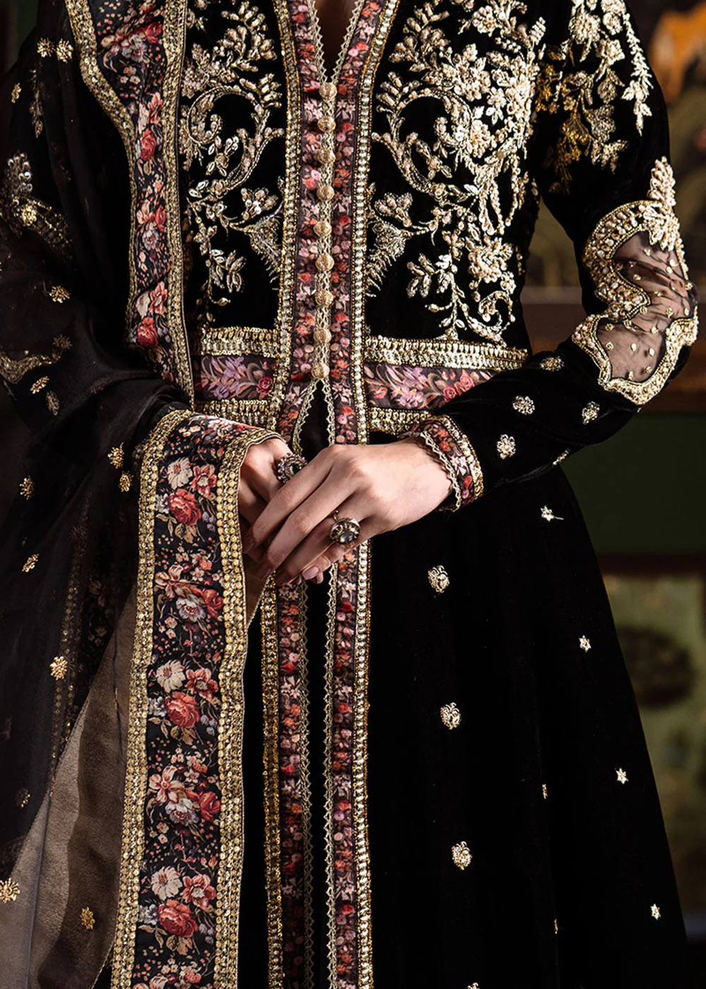 Niloufer Velvet Edit '23 by Mushq | PARI - Image 5