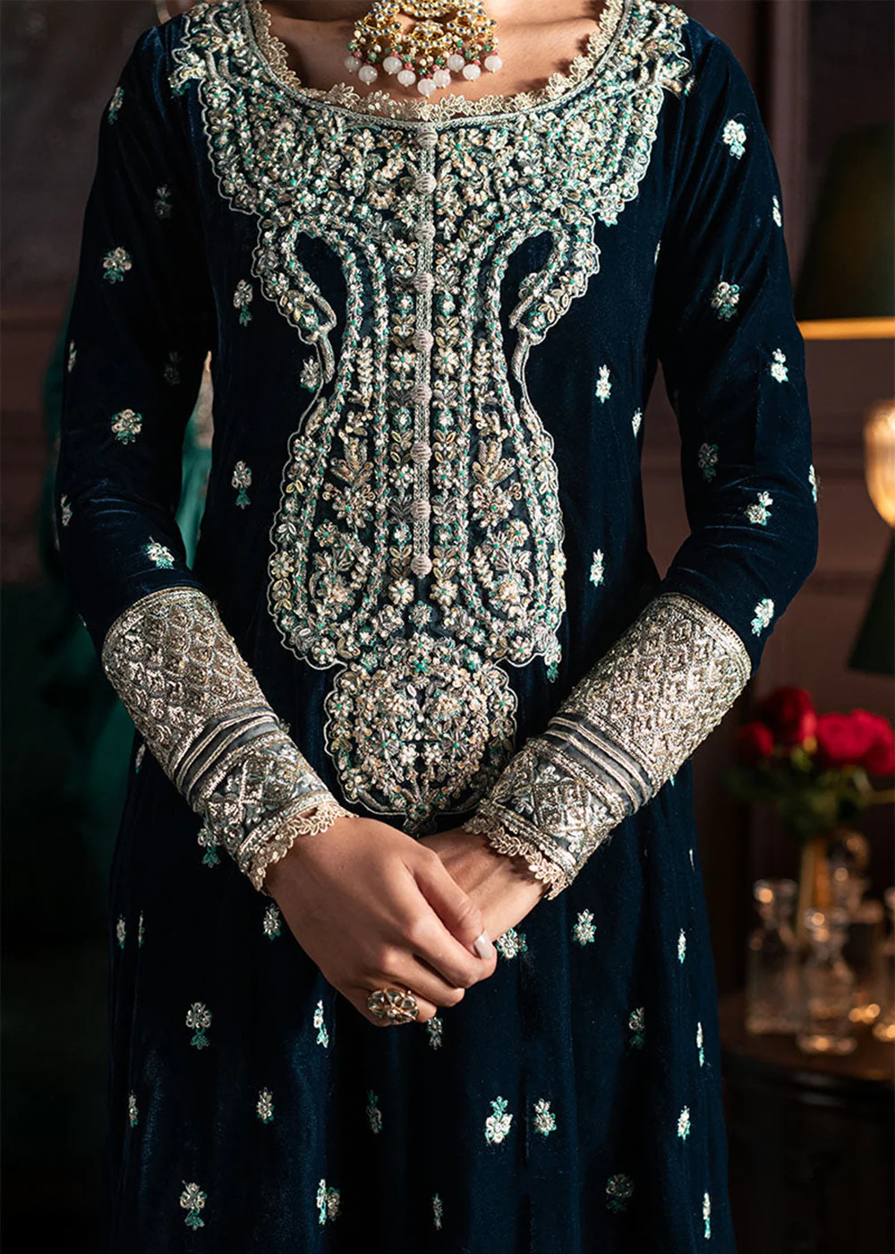 Niloufer Velvet Edit '23 by Mushq | ROYAN - Image 5