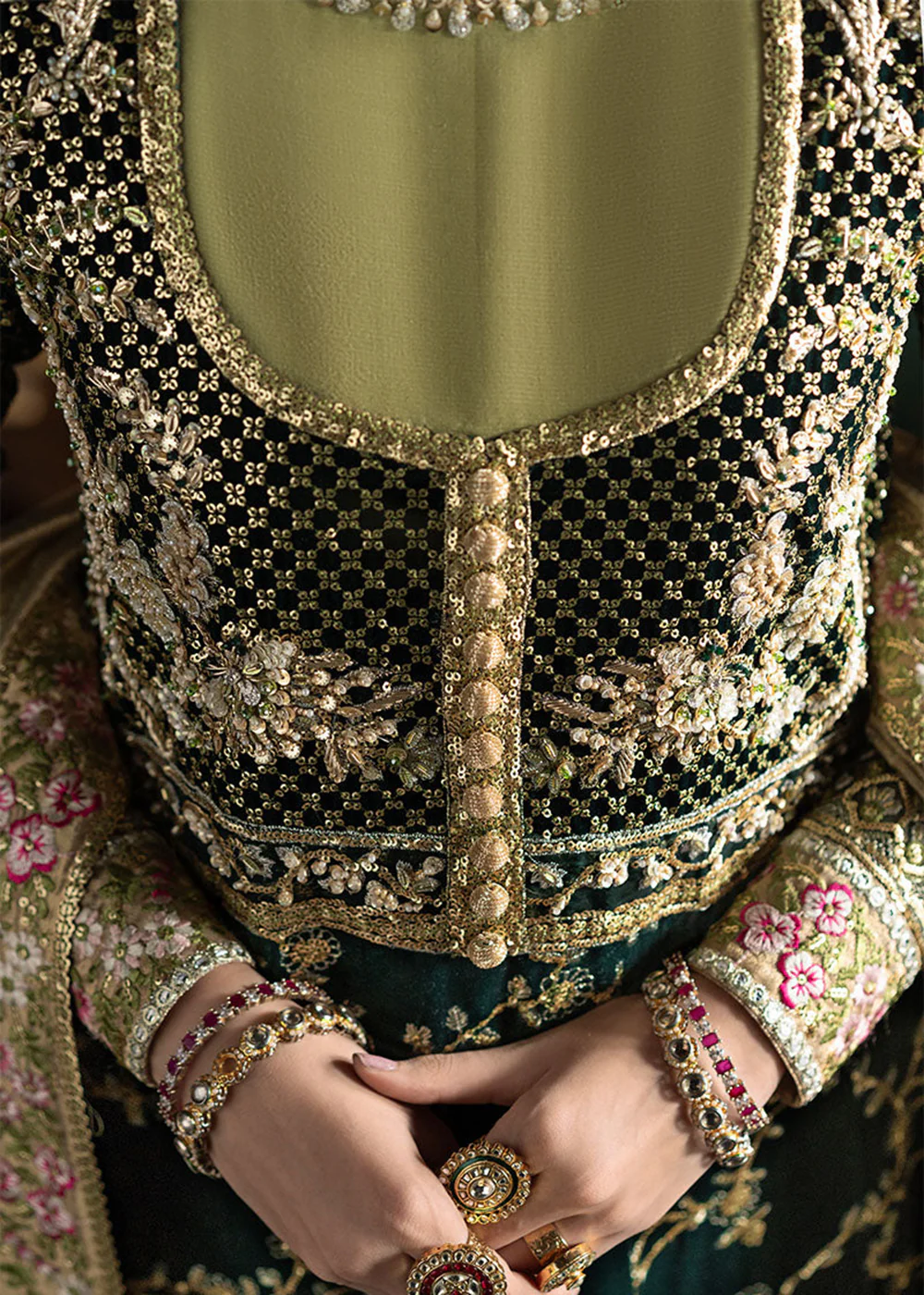 Niloufer Velvet Edit '23 by Mushq | SHAHINAZ - Image 5
