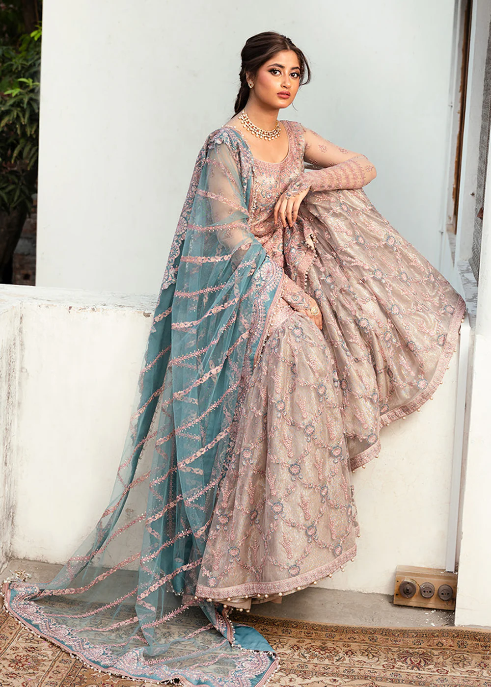 Nira Wedding Collection 2023 by Faiza Saqlain | AYTAN - Image 4