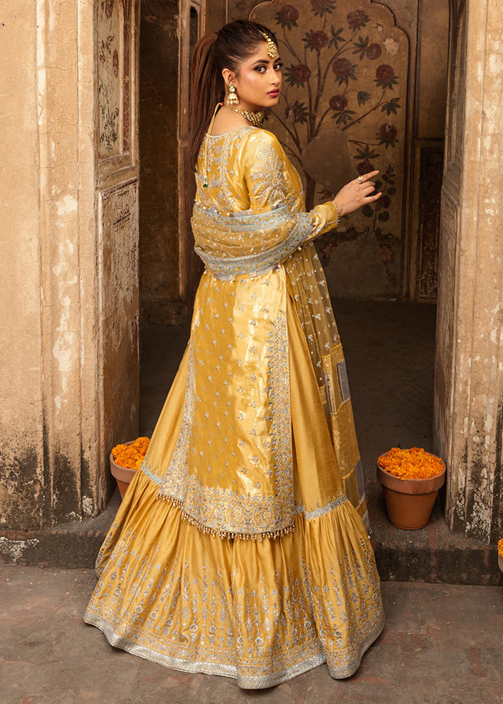 Nira Wedding Collection 2023 by Faiza Saqlain | SOZAN - Image 3