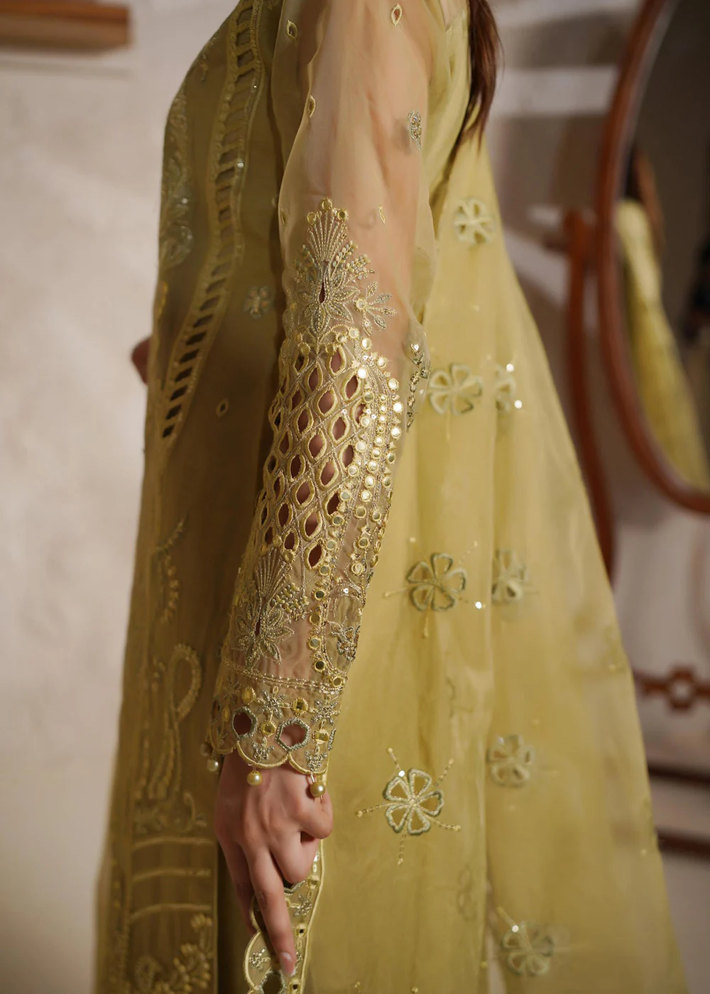 Noir Luxe Formals '25 by Maryam's | GLORIANA - 1406 - Image 9