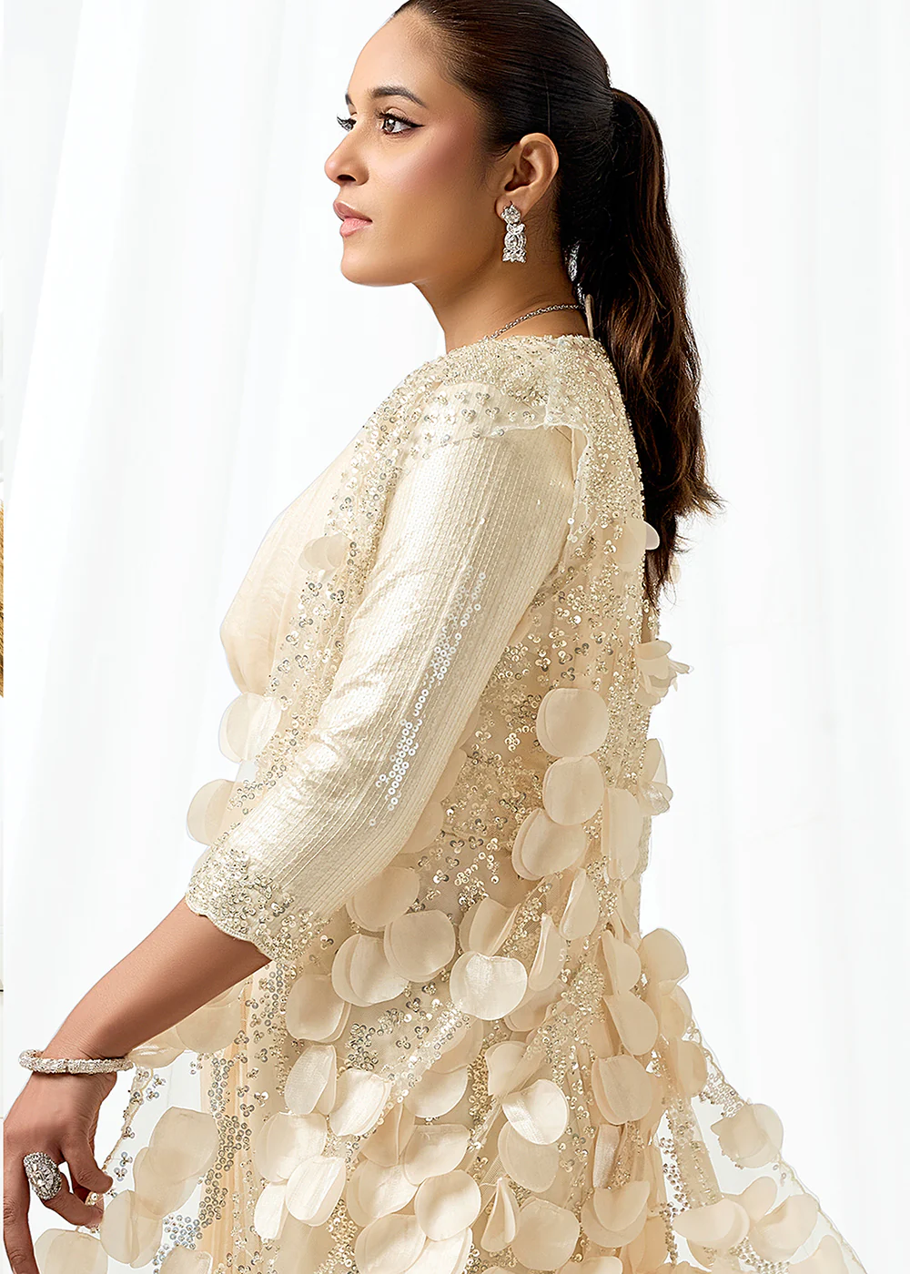 Off White Embroidered Wedding Party Wear Saree - Image 6