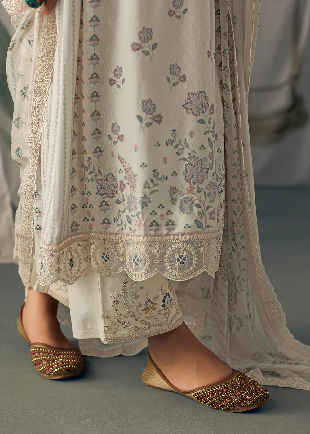 Off White Pure Maslin Cotton Digital Printed Salwar Suit - Image 3