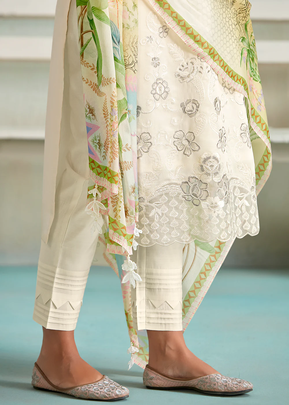 Off White Pure Muslin Resham Embroidered Salwar Suit - Image 5