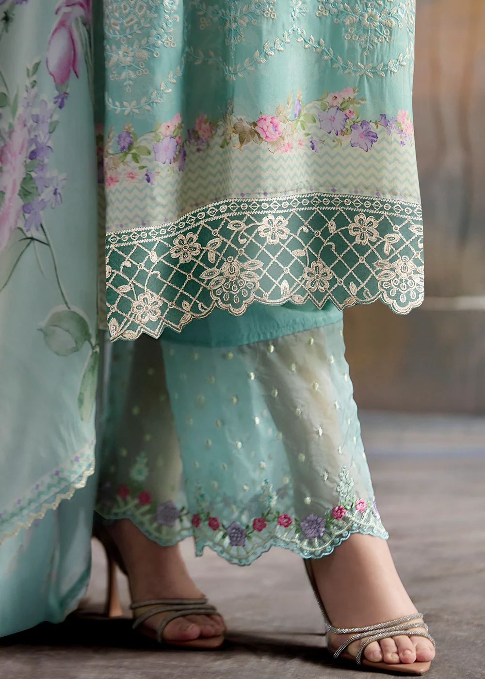 Ombre Off White & Blue Pure Muslin Festive Salwar Suit - Image 4