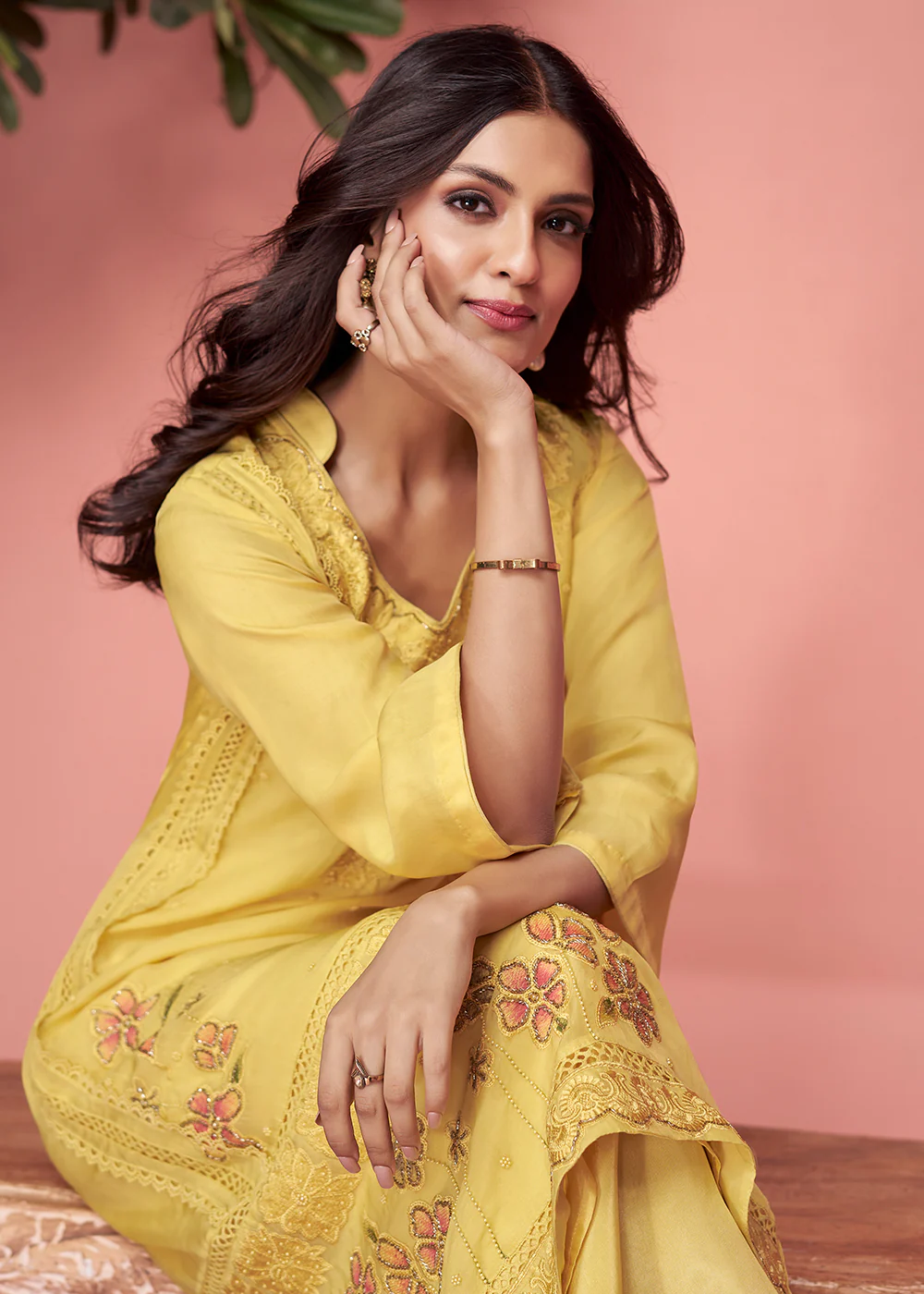 Organza Silk Pretty Yellow Pakistani Style Salwar Suit - Image 2