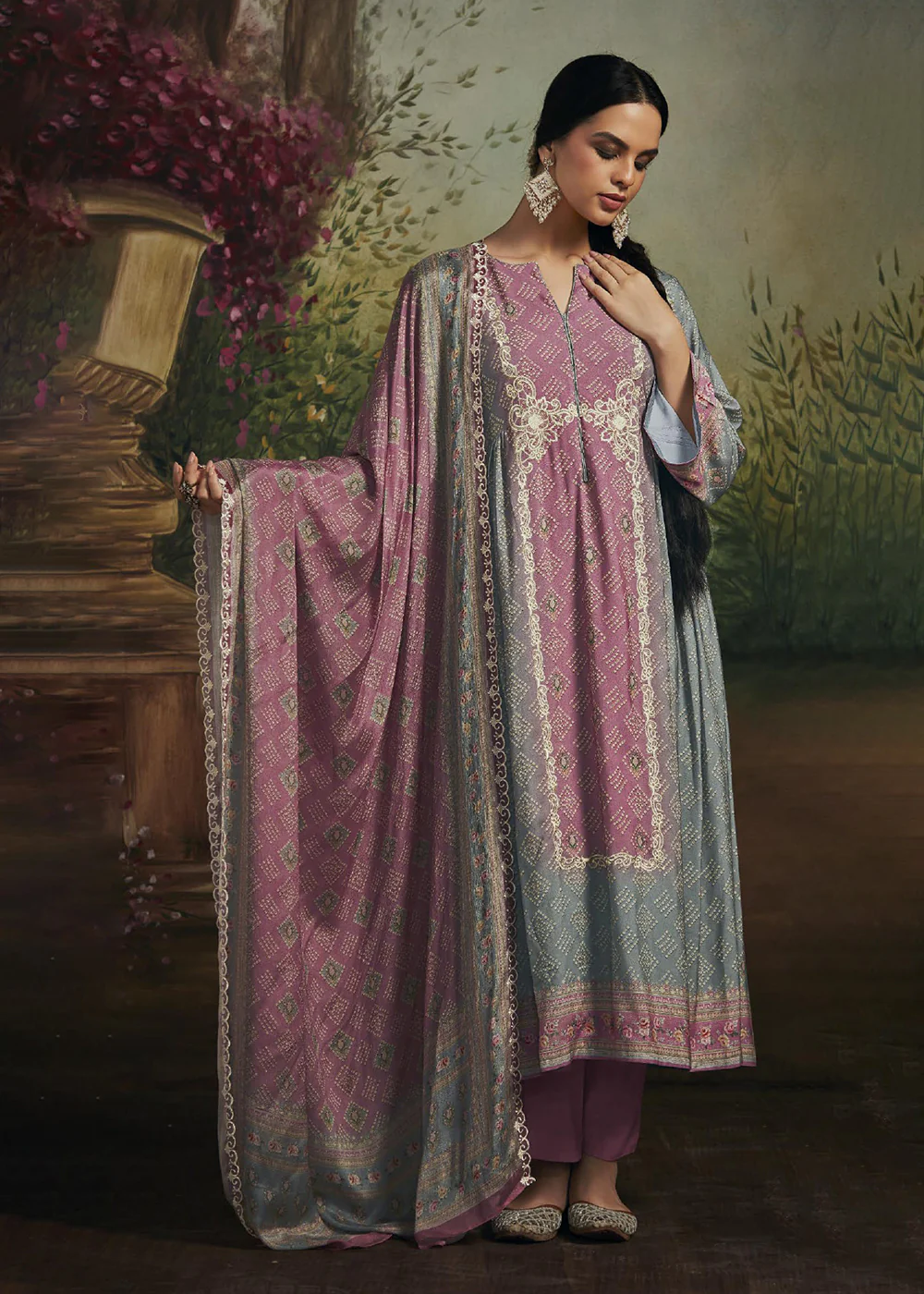 Pakistani Style Grey & Pink Digital Printed Salwar Suit - Image 3