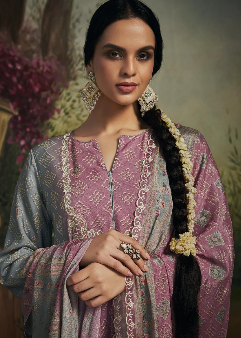 Pakistani Style Grey & Pink Digital Printed Salwar Suit - Image 4