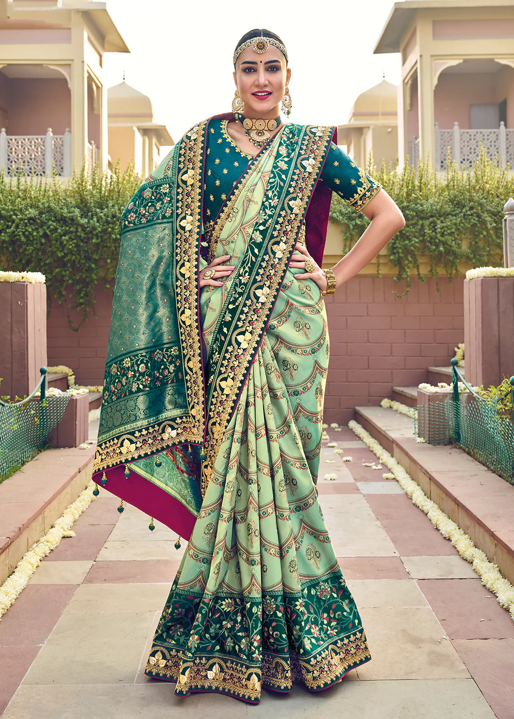 Patna Patola Pure Silk Fern Green Wedding Traditional Saree - Image 5