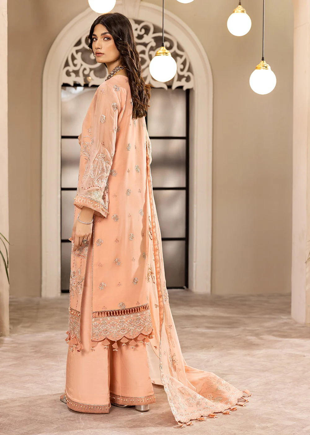 Peach Formal Suit - Alizeh - Dhaagay Formals '23 - V02D03- Aansha - Image 3