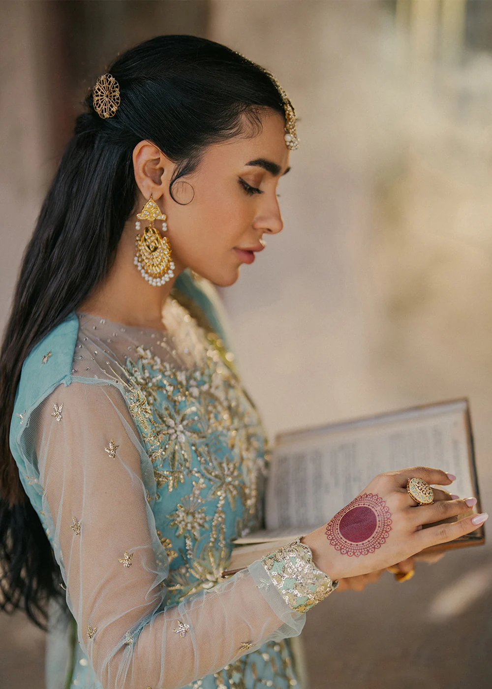 Pehli Si Muhabbat Wedding Formals '24 by Roheenaz | Saba - Image 10