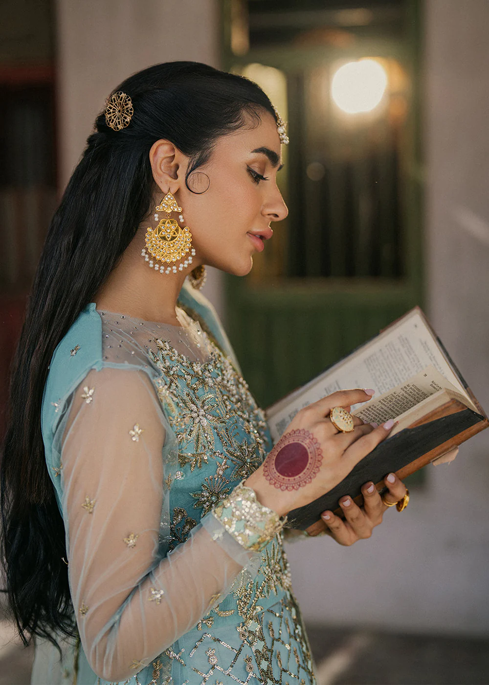 Pehli Si Muhabbat Wedding Formals '24 by Roheenaz | Saba - Image 12