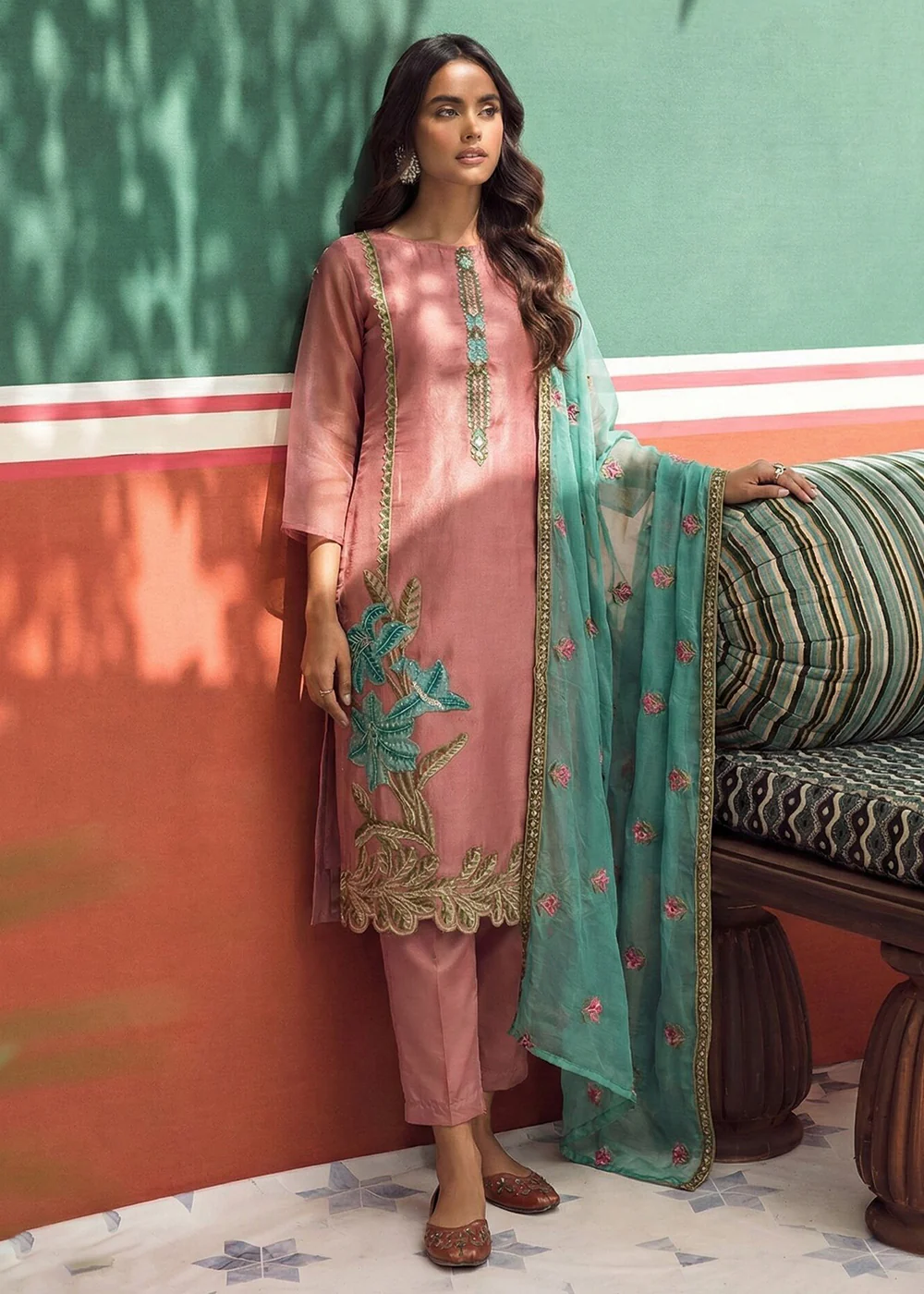 Pink Fancy Zari Fabric Pant Style Salwar Suit - Image 3