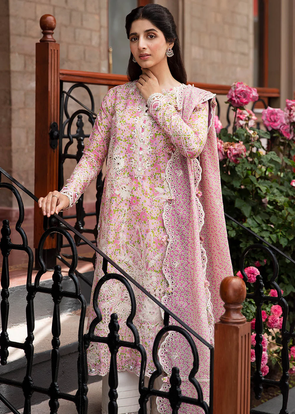 Pink Luxury Lawn Suit | Zaha | Festive Lawn '23 | LEYLA - ZF23-04 - Image 5