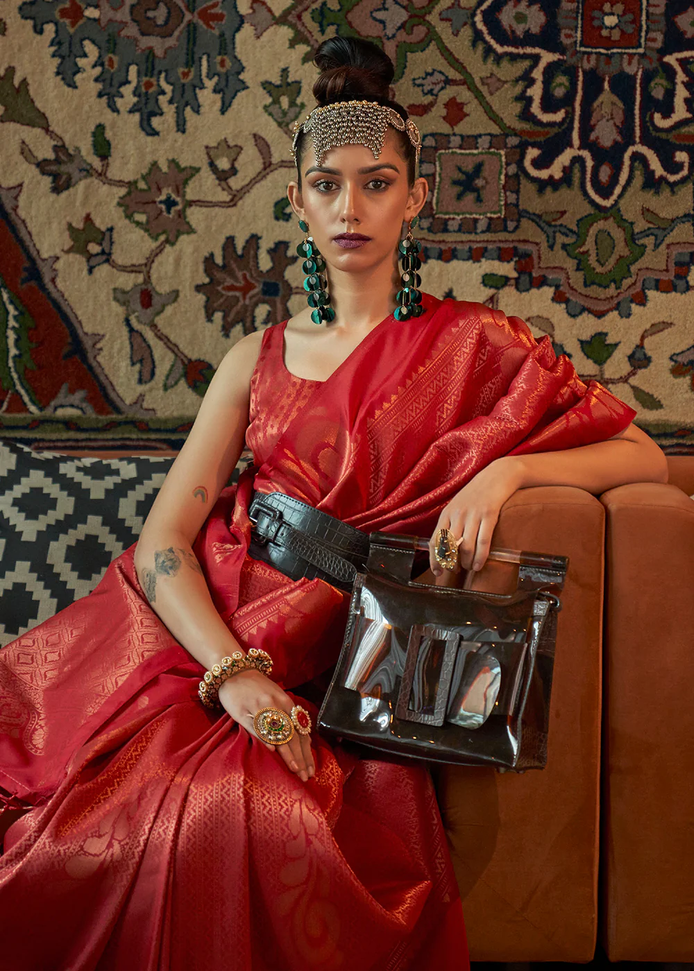 Pinkish Red Blended Woven Zari Brocade Silk Saree - Image 2