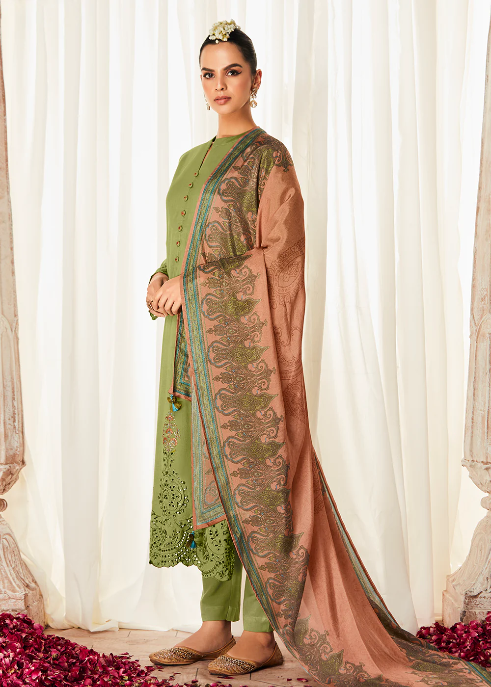 Pleasing Green Suzani Inspired Embroidered Ethnic Salwar Suit - Image 3