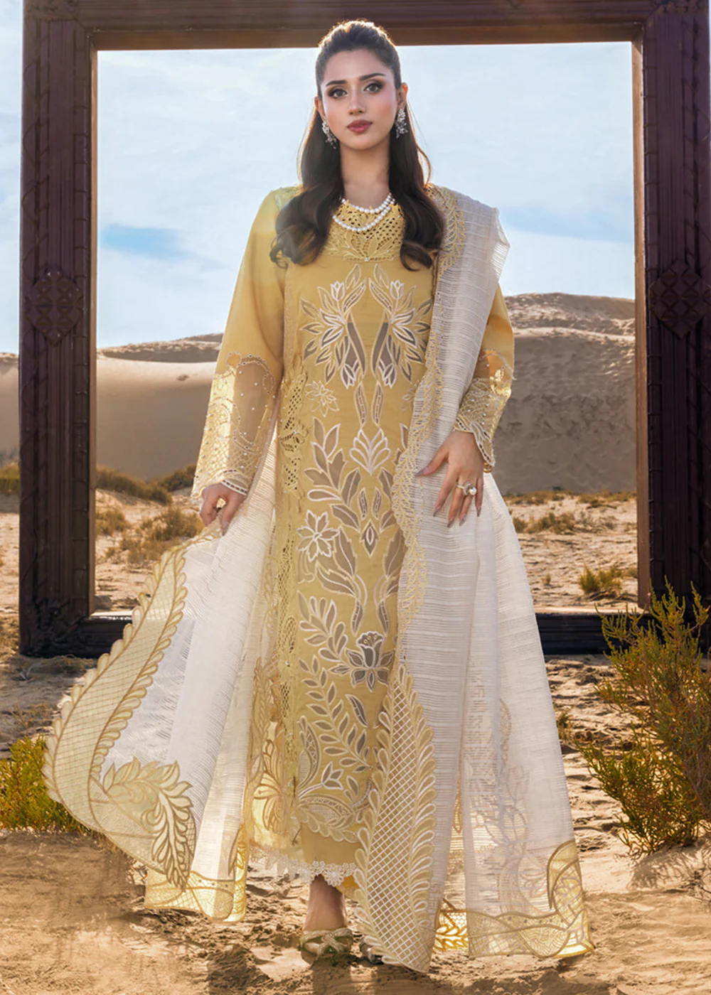 Premium Luxury Lawn '26 by Rang Rasiya | HOORAIN - Image 4