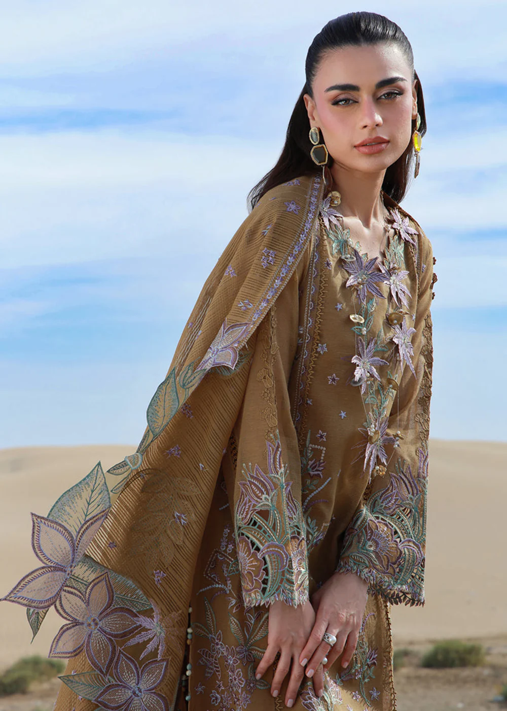 Premium Luxury Lawn '26 by Rang Rasiya | MINAAL - Image 2