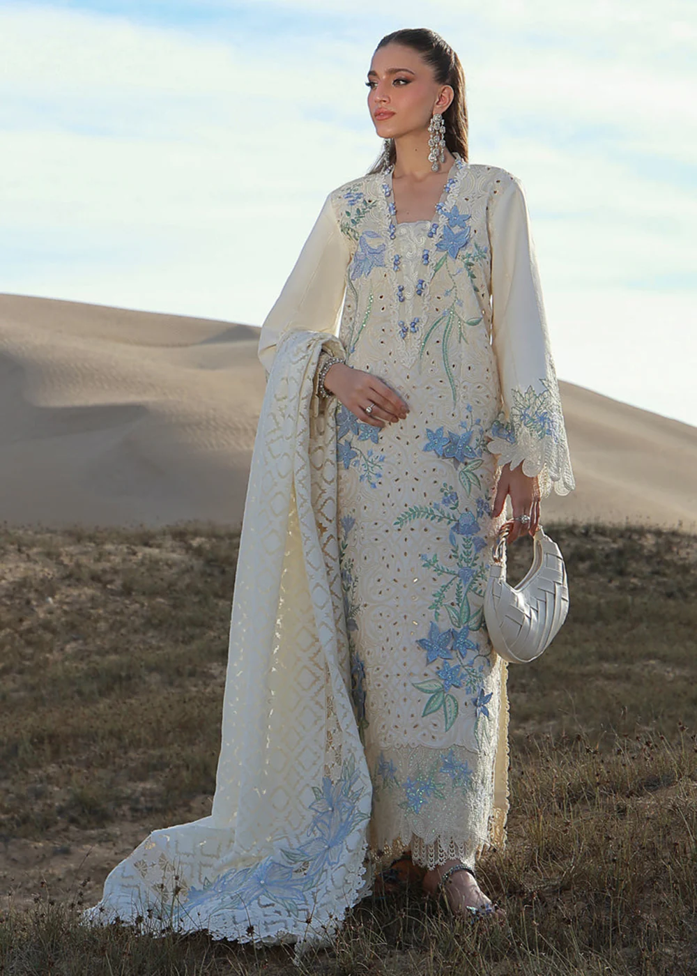 Premium Luxury Lawn '26 by Rang Rasiya | NOOREH - Image 5