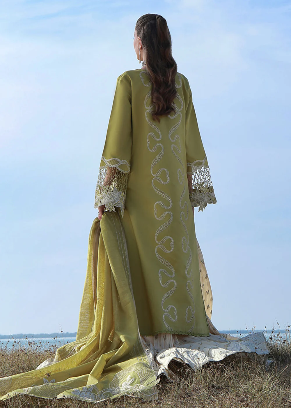Premium Luxury Lawn '26 by Rang Rasiya | ZARIAH - Image 3