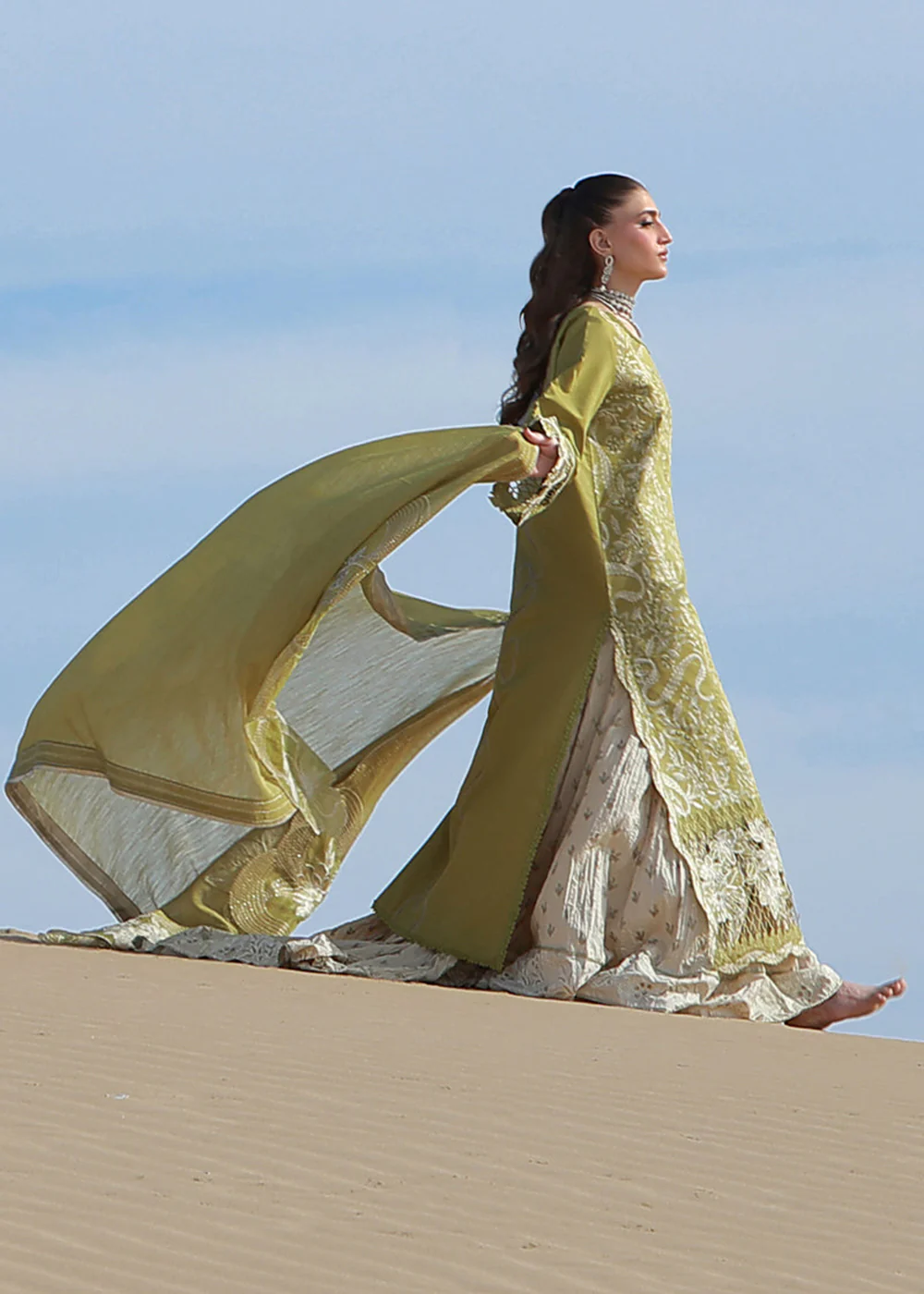 Premium Luxury Lawn '26 by Rang Rasiya | ZARIAH - Image 9