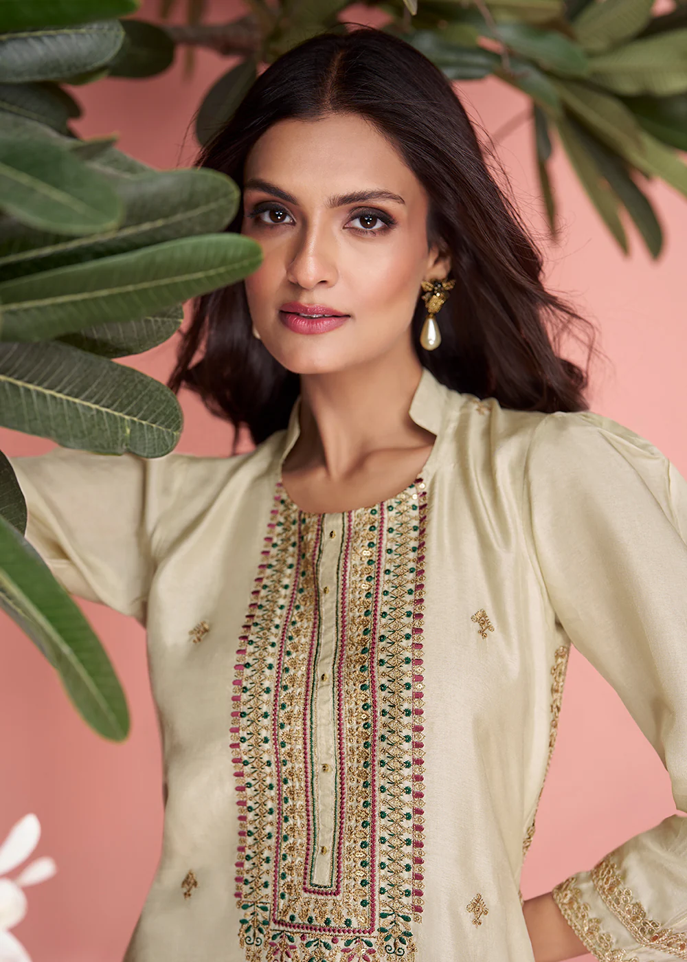 Premium Silk Pretty Beige Pakistani Style Salwar Suit - Image 2