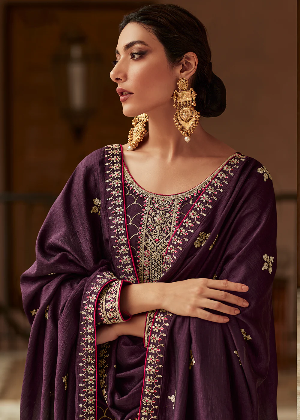 Premium Silk Purple & Gold Embroidered Indian Salwar Kameez - Image 2