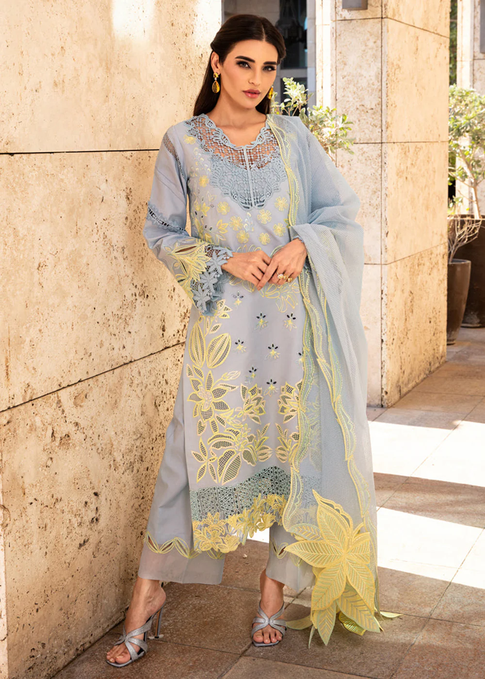 Premium Summer Lawn Collection '25 by Rang Rasiya | Elnaz