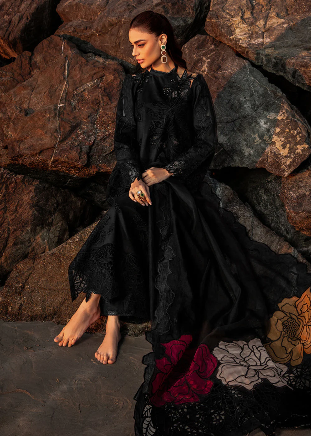 Premium Summer Lawn Collection '25 by Rang Rasiya | Rameen - Image 6