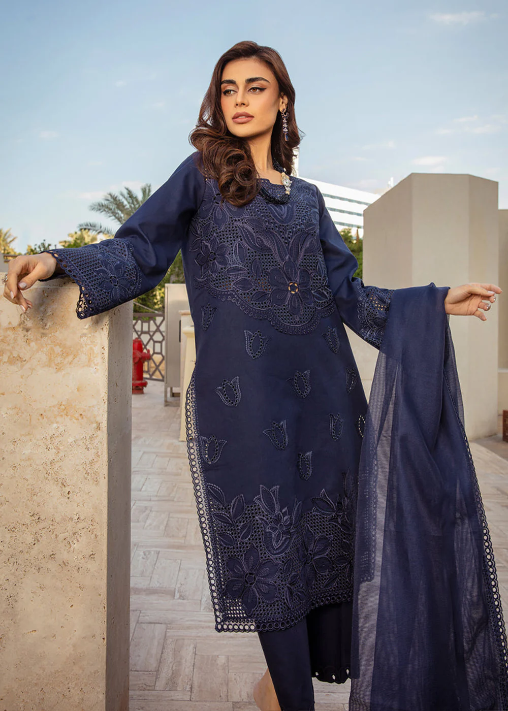 Premium Summer Lawn Collection '25 by Rang Rasiya | Zara - Image 4