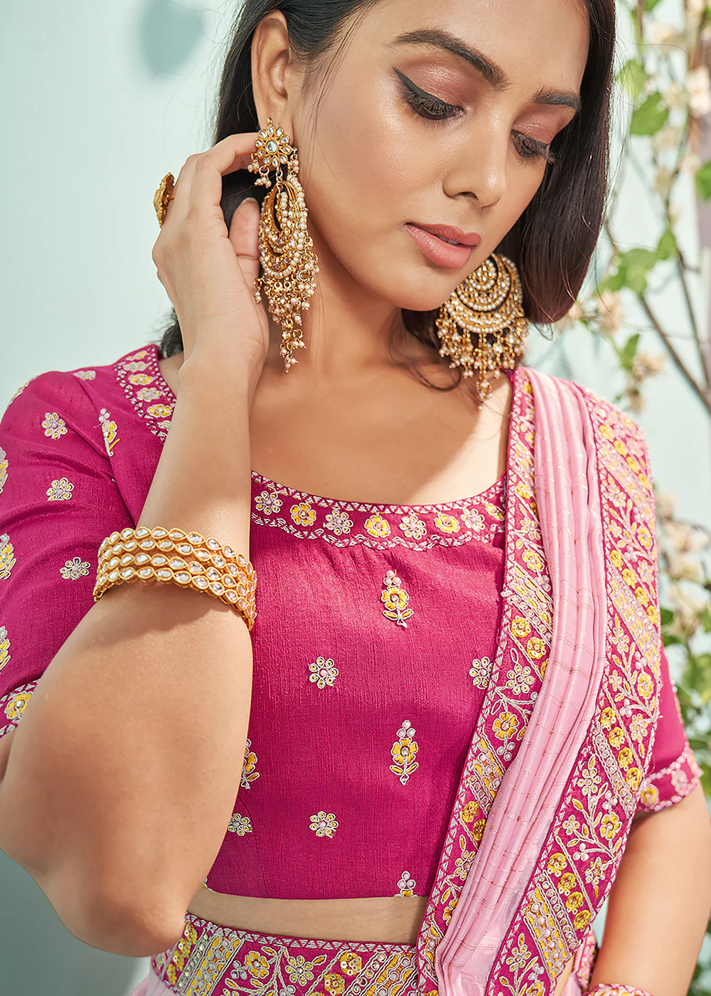 Pretty Pink Organza Embroidered Designer Saree - Image 4