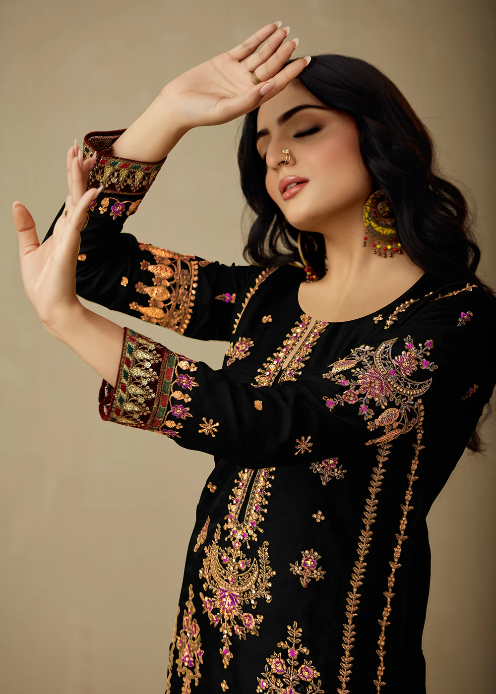 Pure Black Organza Embroidered Traditional Salwar Kameez - Image 3