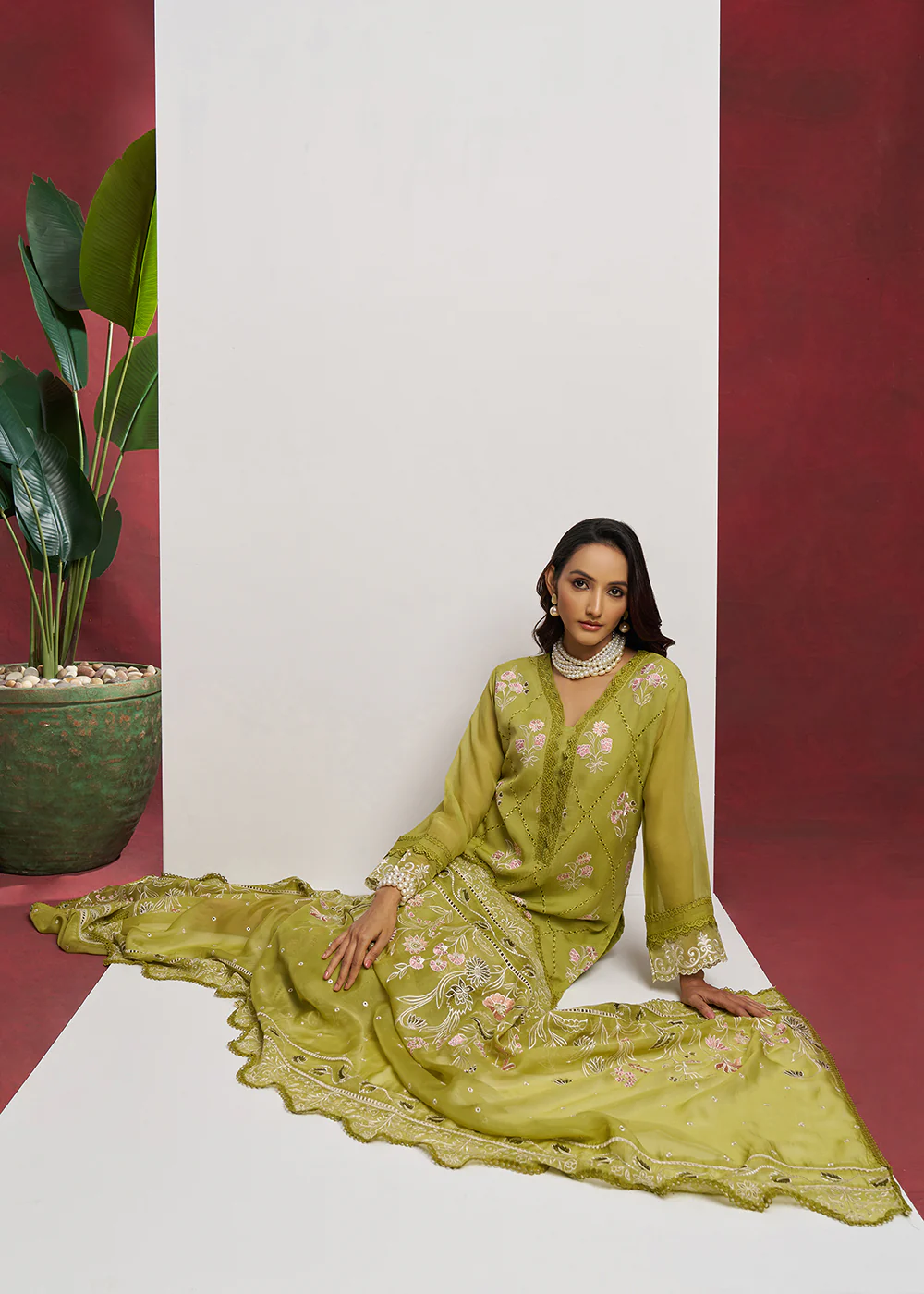 Pure Organza Green Embroidered Eid Festive Salwar Suit - Image 4