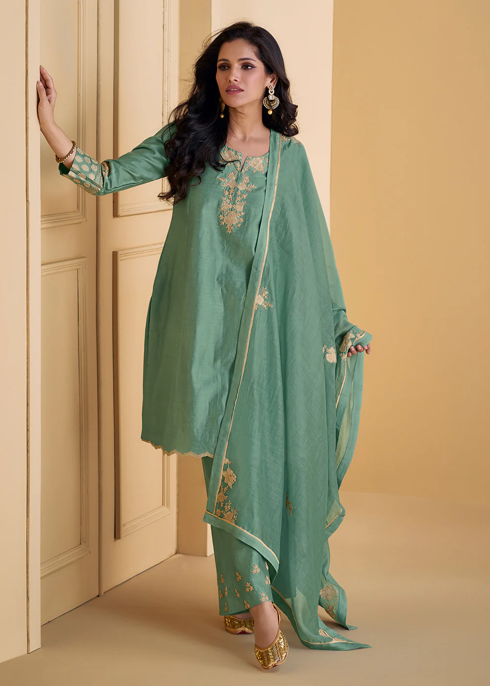 Pure Real Silk Green Embroidered Festive Pant Style Suit - Image 3