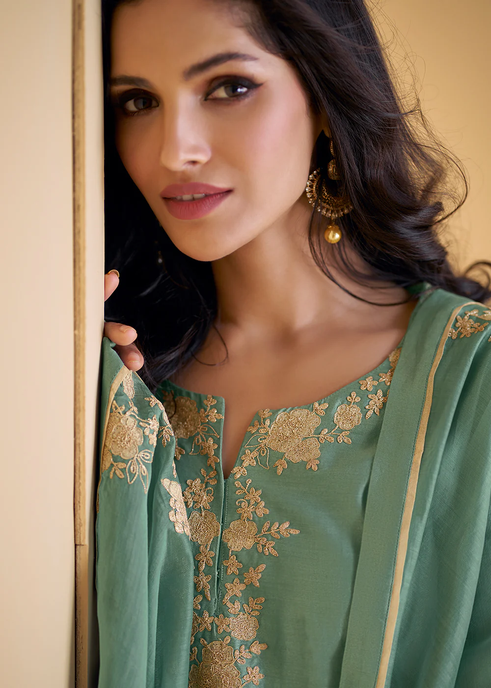 Pure Real Silk Green Embroidered Festive Pant Style Suit - Image 4