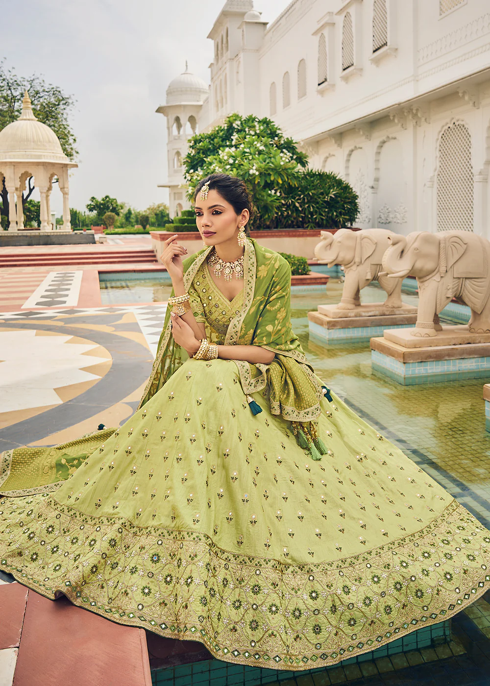 Ravishing Green Viscose Silk Traditional Bridal Lehenga Choli - Image 4
