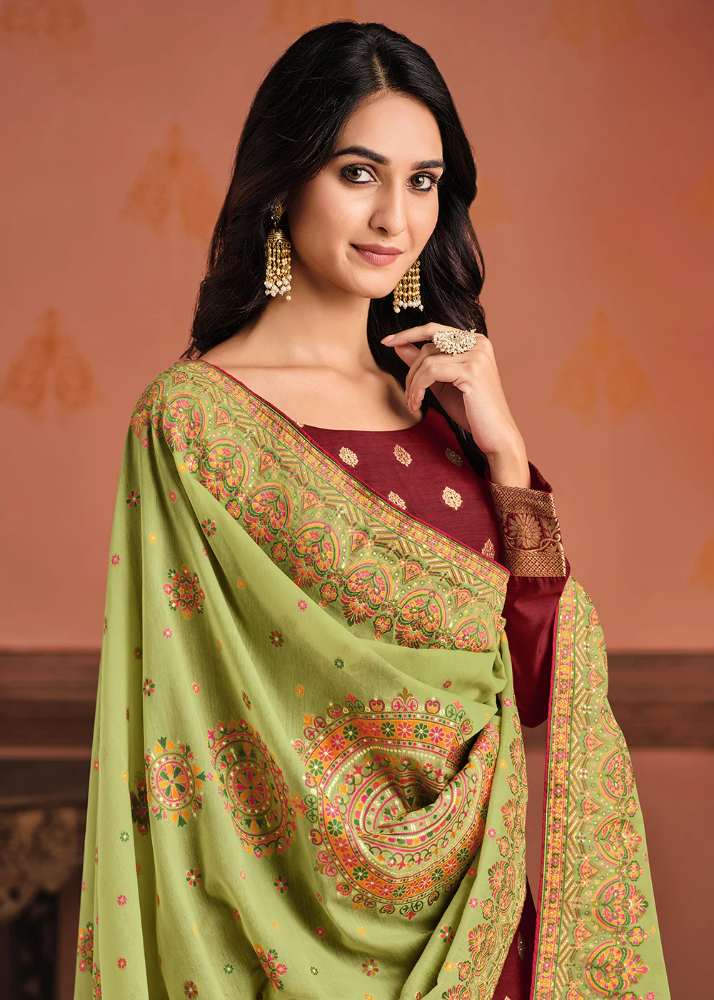 Red & Green Silk Jacquard Sangeet Wear Pant Style Suit - Image 2