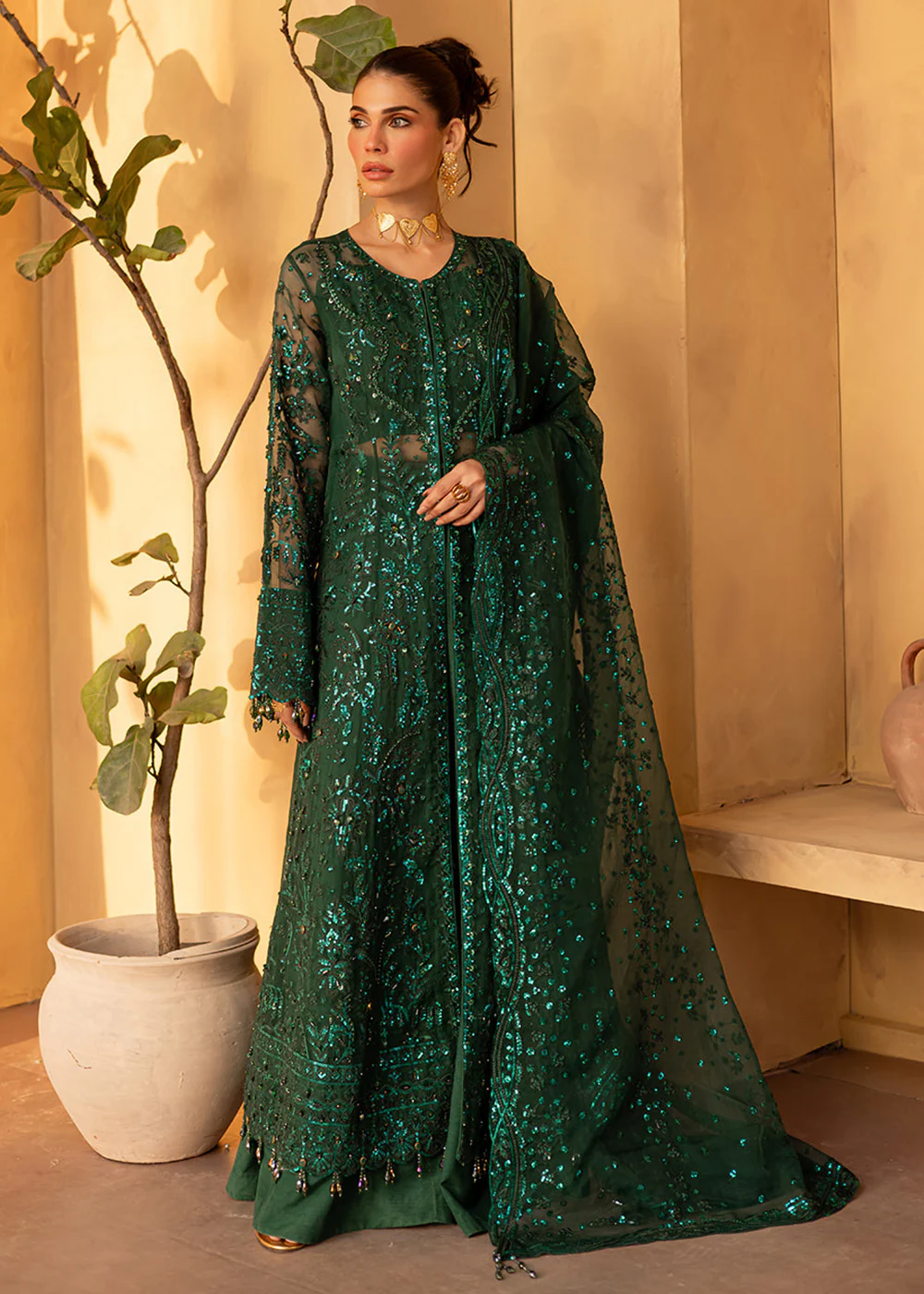 Regalia Luxury Formals '25 by Emaan Adeel | IVYEN - Image 6