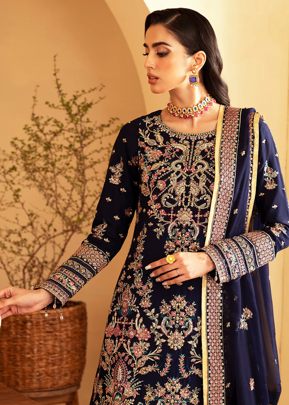 Romansiyyah Luxury Formals '24 by Emaan Adeel | NAGEENA - Image 2