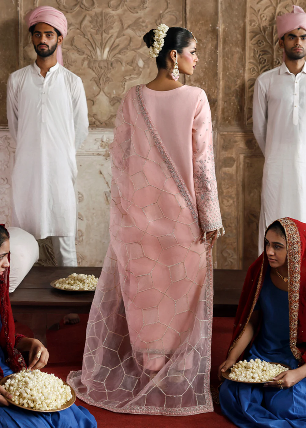 Romansiyyah Luxury Formals '25 by Emaan Adeel | GULSHEEN - Image 3