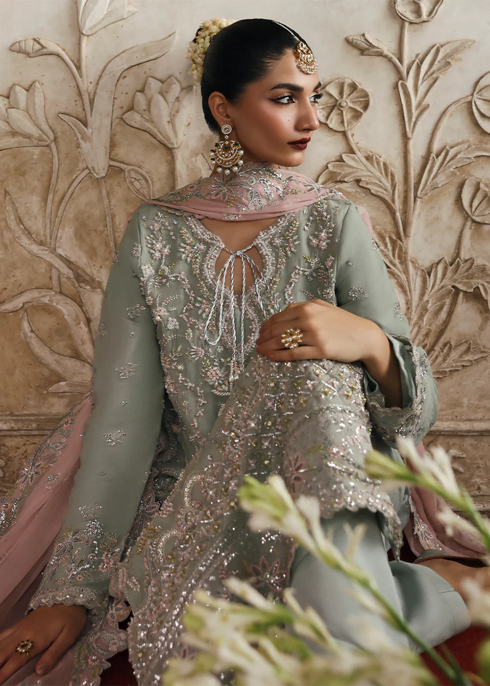 Romansiyyah Luxury Formals '25 by Emaan Adeel | MAHPARI - Image 7