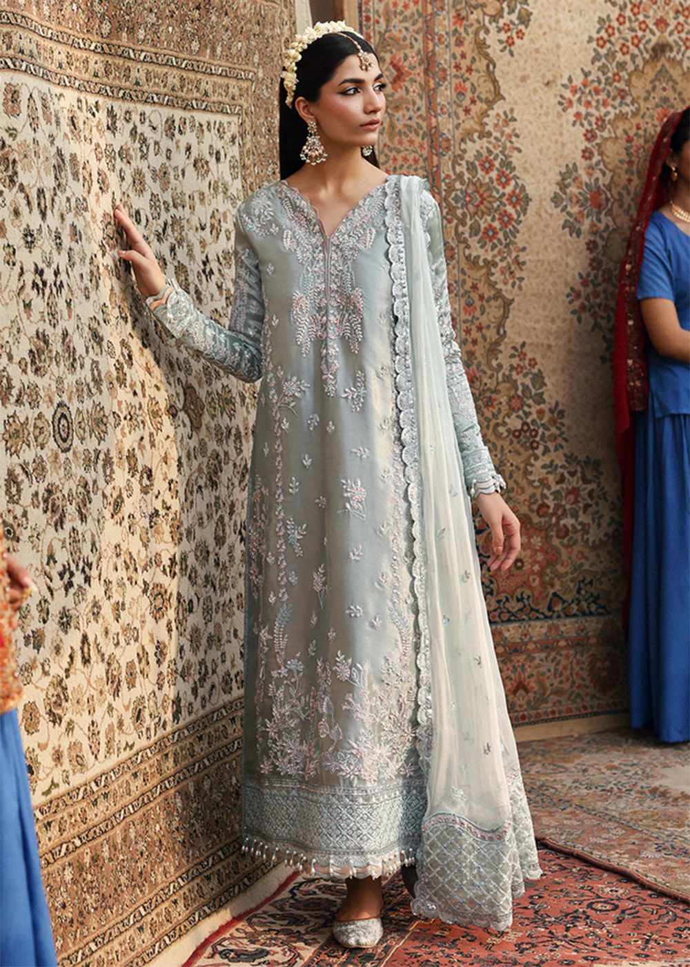 Romansiyyah Luxury Formals '25 by Emaan Adeel | SHABEENA - Image 4