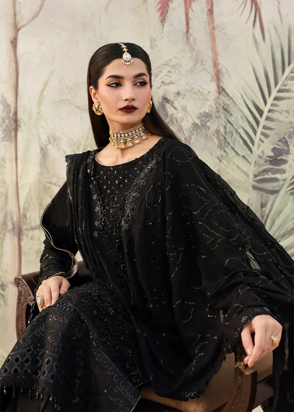 Romansiyyah Luxury Formals '25 by Emaan Adeel | ZAREENAH - Image 2