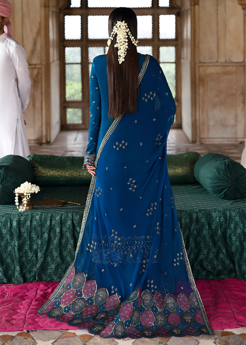 Romansiyyah Luxury Formals '25 by Emaan Adeel | ZARQ - Image 3
