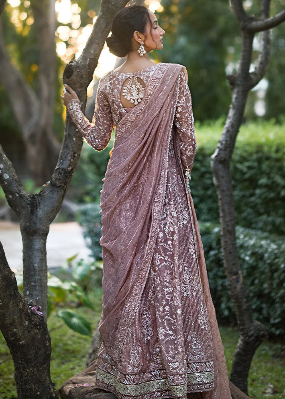 Roohi Luxury Formal Collection '24 by Mushq | VANIYA - Image 3