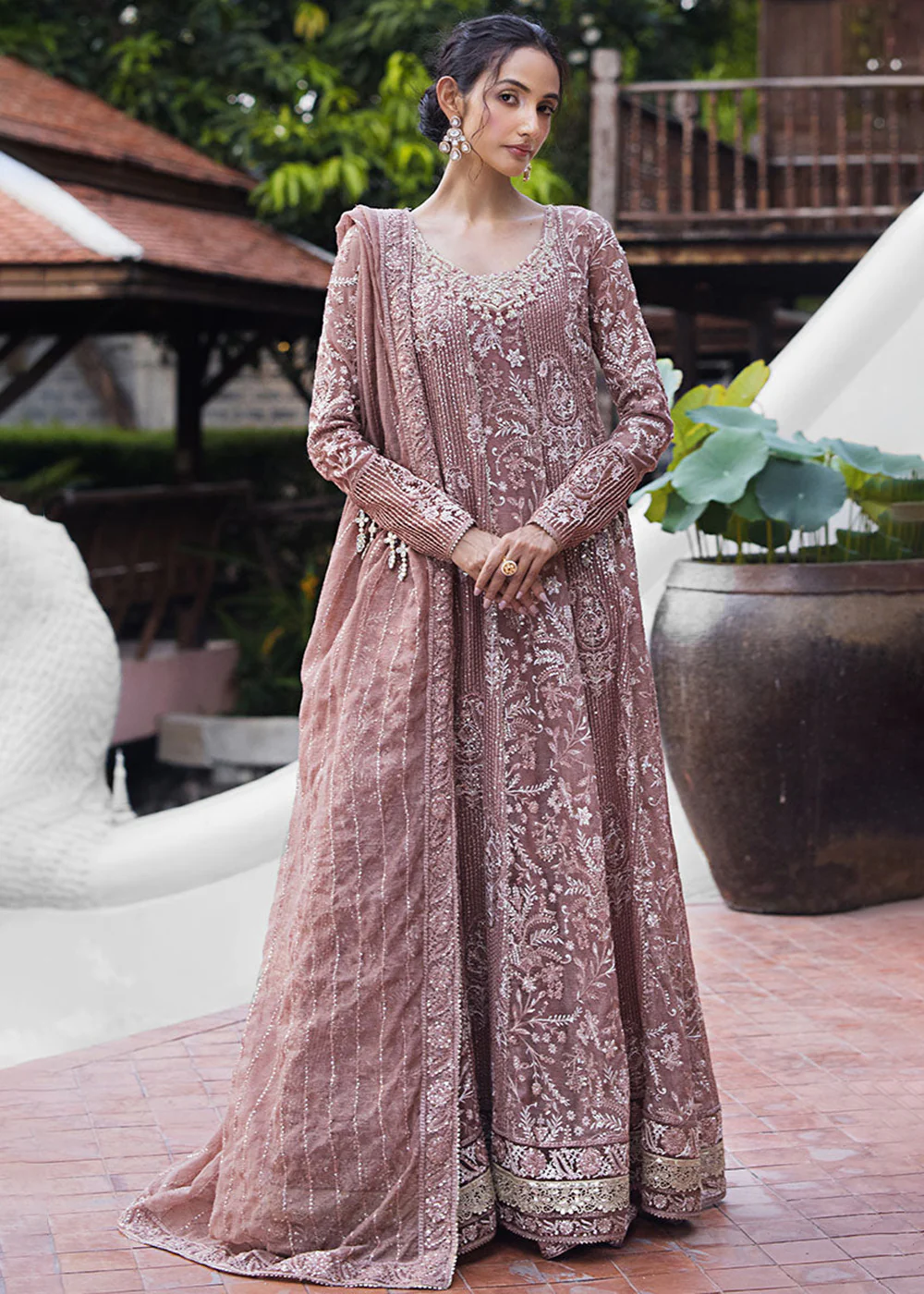 Roohi Luxury Formal Collection '24 by Mushq | VANIYA - Image 7