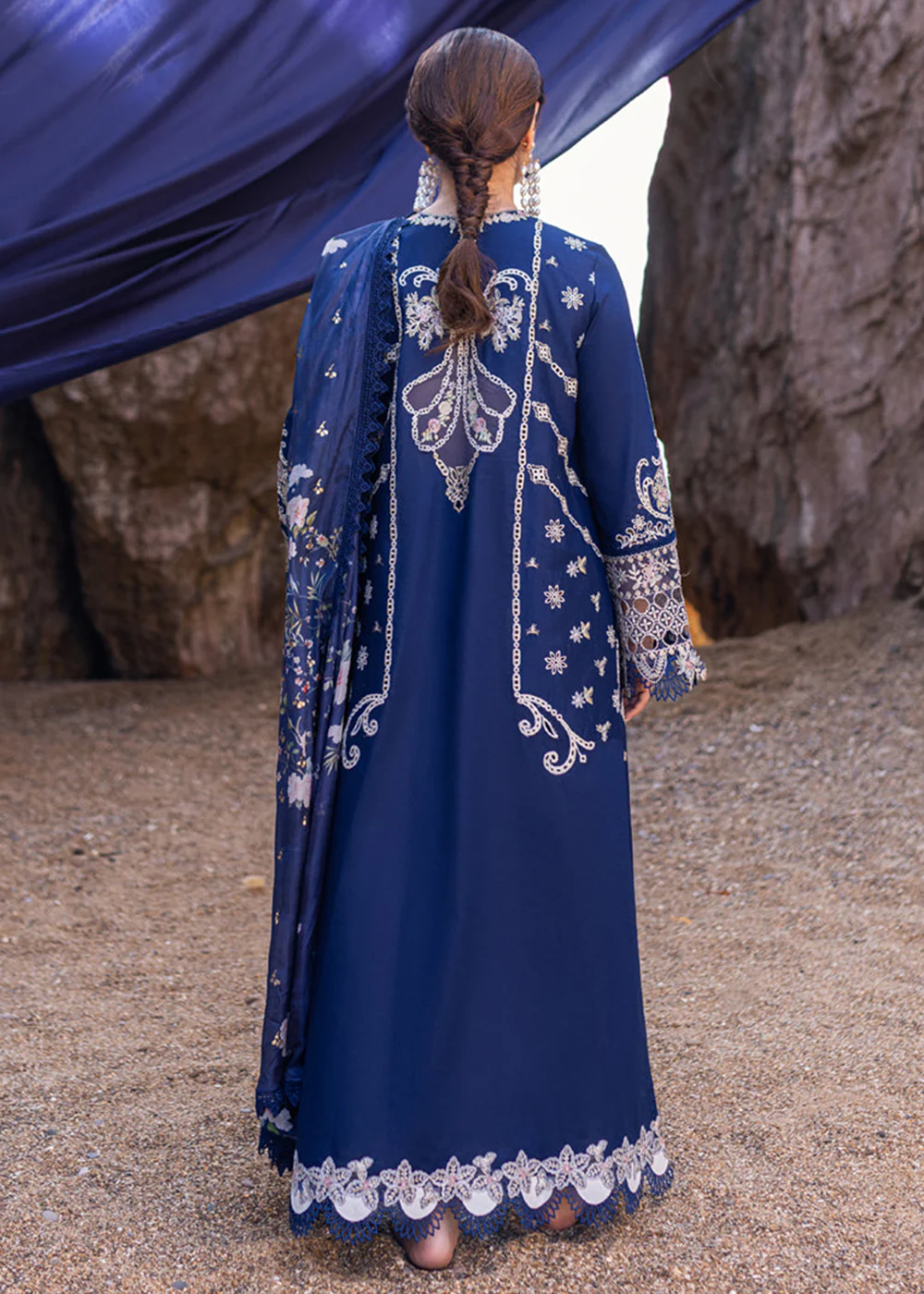 Sahil Kinare Luxury Lawn '24 by Qalamkar | FP-06 MIRAY - Image 3